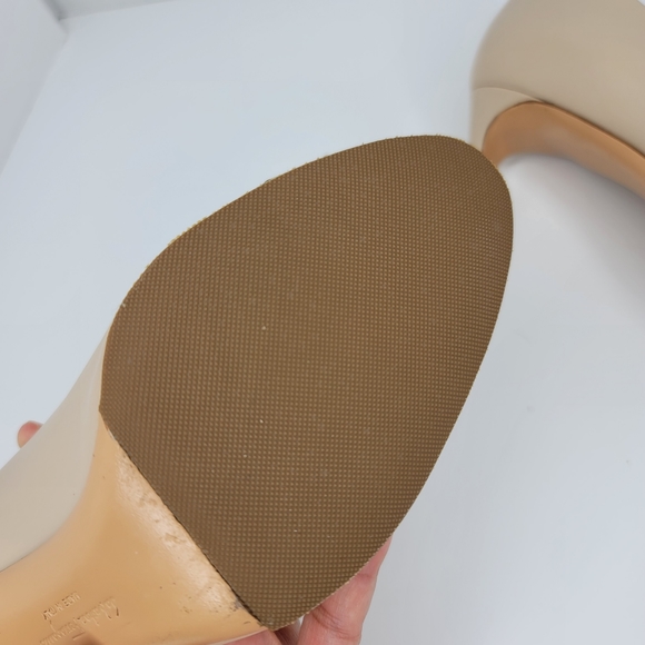 Salvatore Ferragamo Pump With Bow Size 7.5 C - Picture 13 of 16